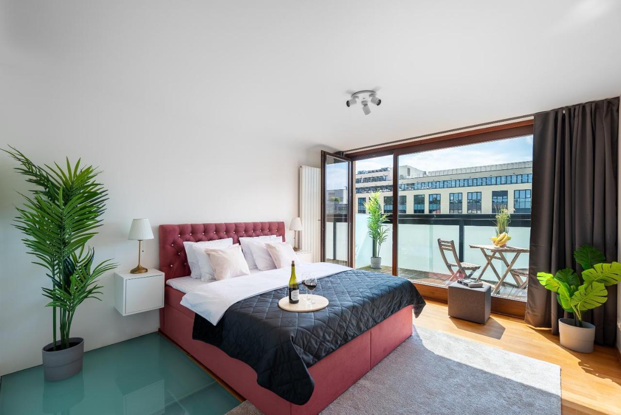 Apartment With 4 Bedrooms Praga Exterior foto