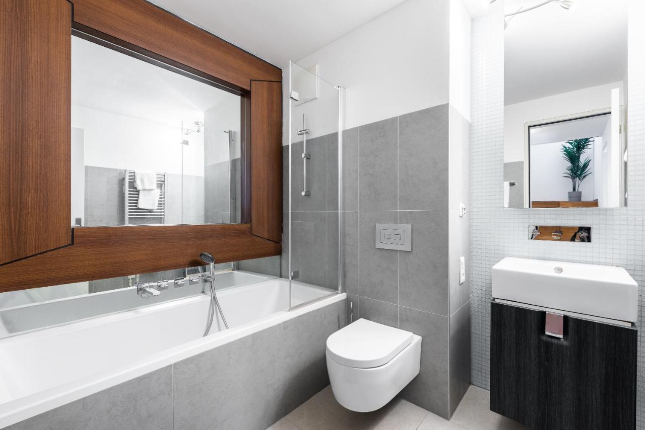 Apartment With 4 Bedrooms Praga Exterior foto